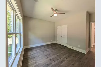 915 W Poplar Street, Griffin, GA 30224 - Photo 23