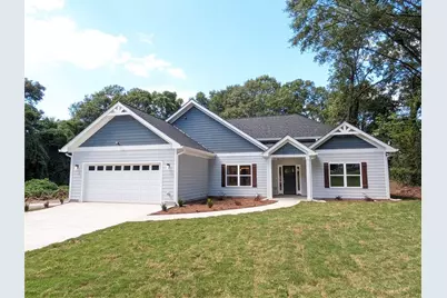 915 W Poplar Street, Griffin, GA 30224 - Photo 1