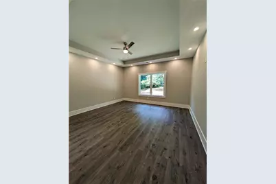 915 W Poplar Street, Griffin, GA 30224 - Photo 17