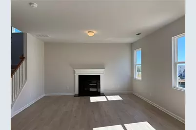 4218 Ravendale Street, Flowery Branch, GA 30542 - Photo 5