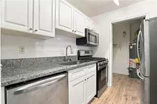 4628 Vinings Central Run SE, Atlanta, GA 30339 - Photo 3