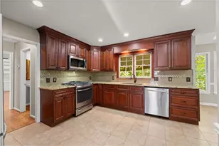 4139 Bellflower Ct NE, Roswell, GA 30075 - Photo 15