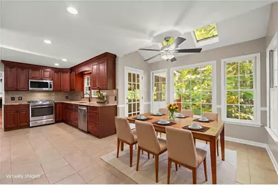 4139 Bellflower Court NE, Roswell, GA 30075 - Photo 3