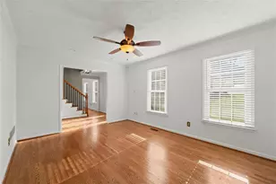 4139 Bellflower Ct NE, Roswell, GA 30075 - Photo 9