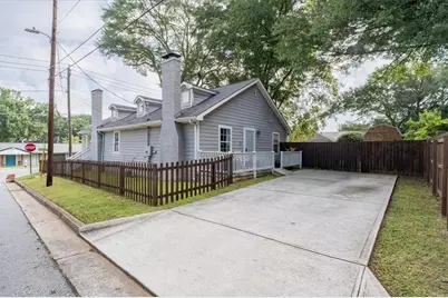 1154 Oakland Ln SW, Atlanta, GA 30310 - Photo 17