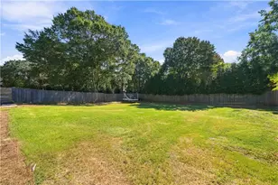 1812 N Chestnut Grove Dr, Marietta, GA 30066 - Photo 15
