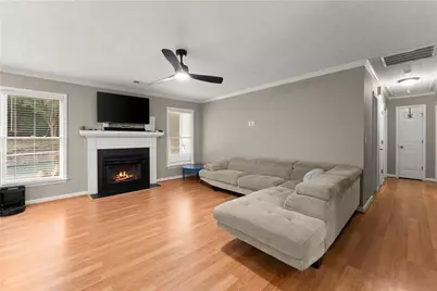 1518 Willow Gate Way, Auburn, GA 30011 - Photo 11