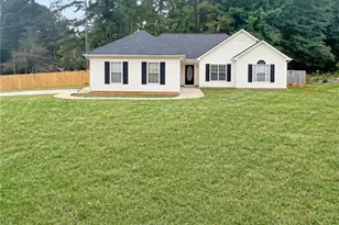 90 Riverside Dr, Sharpsburg, GA 30277 - Photo 1