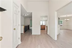 604 Spring Ridge Dr N W, Kennesaw, GA 30144 - Photo 3