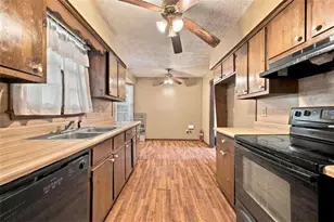 615 Charity Ln, Mableton, GA 30126 - Photo 11