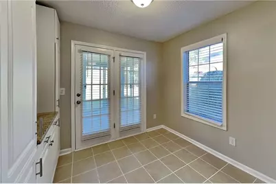 307 Chesapeake Ridge, Woodstock, GA 30189 - Photo 7