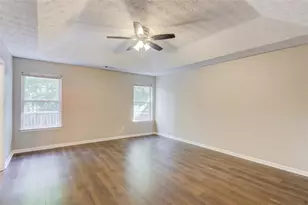 422 Regan Dr, Winder, GA 30680 - Photo 17