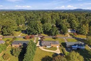 1870 Sierra Dr, Marietta, GA 30062 - Photo 69