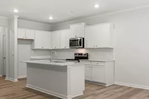6525 Parsons St, Flowery Branch, GA 30542 - Photo 5