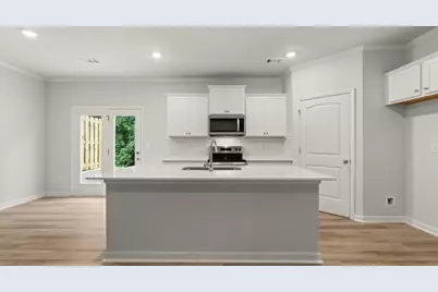 6521 Parsons Street, Flowery Branch, GA 30542 - Photo 5