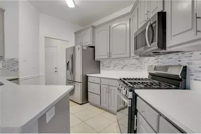 5803 Silverthorn Drive, Flowery Branch, GA 30542 - Photo 11