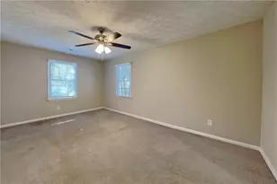 5686 North Shores Way NW, Acworth, GA 30101 - Photo 9