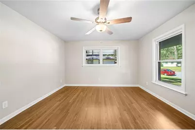 493 Shady Lane, Forest Park, GA 30297 - Photo 5