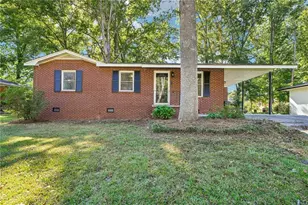 493 Shady Ln, Forest Park, GA 30297 - Photo 1