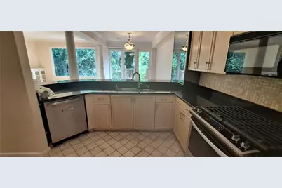 2431 Coosawattee Drive, Brookhaven, GA 30319 - Photo 9