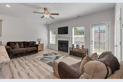 3686 Abbey Way, Gainesville, GA 30507 - Photo 7