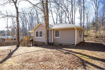 3939 Hillside Lane, Douglasville, GA 30135 - Photo 3