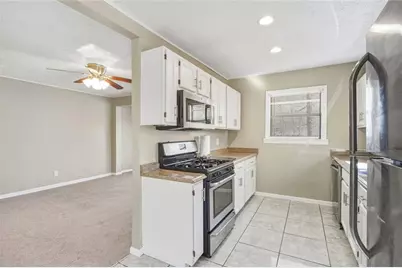 3939 Hillside Lane, Douglasville, GA 30135 - Photo 11