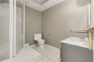 2457 Cedar Wood Ct, Marietta, GA 30068 - Photo 23
