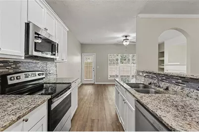 108 Chastain Circle, Newnan, GA 30263 - Photo 11