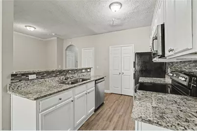 108 Chastain Circle, Newnan, GA 30263 - Photo 3