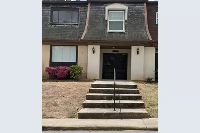 42 Le Parc Fontaine, Lithonia, GA 30038 - Photo 1