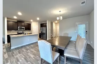 1304 Sweetbriar Circle #14, East Point, GA 30344 - Photo 3