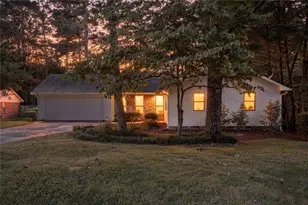 4049 Tutwren Ct NE, Marietta, GA 30066 - Photo 3