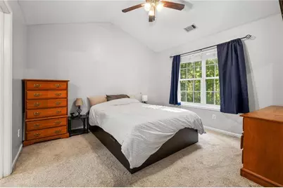 3831 Valley Creek Drive, Flowery Branch, GA 30542 - Photo 15