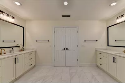 2065 Compton Way, Johns Creek, GA 30022 - Photo 45
