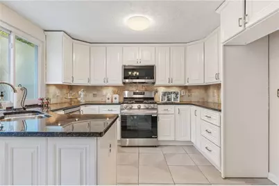 1973 North Landing Way, Marietta, GA 30066 - Photo 9