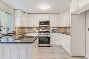 1973 N Landing Way, Marietta, GA 30066 - Photo 9