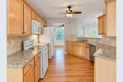 4011 Oak Crossing Drive, Suwanee, GA 30024 - Photo 7