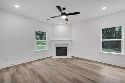 148 Chaucer Lane, Carrollton, GA 30117 - Photo 7