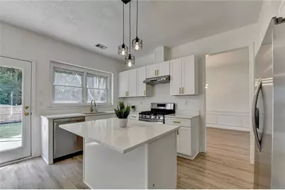 10795 Glenbarr Drive, Johns Creek, GA 30097 - Photo 27