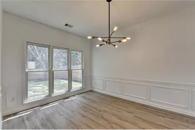 10795 Glenbarr Drive, Johns Creek, GA 30097 - Photo 15