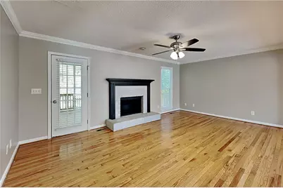 4232 Glenforest Way NE, Roswell, GA 30075 - Photo 3