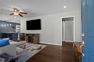 1016 Magnolia Dr SE, Smyrna, GA 30082 - Photo 7