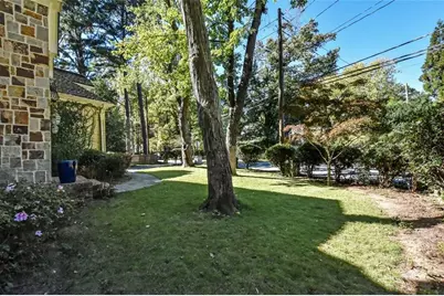 3335 Mathieson Drive NE, Atlanta, GA 30305 - Photo 29