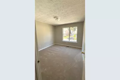 5310 Lakebrooke Run, Stone Mountain, GA 30087 - Photo 19