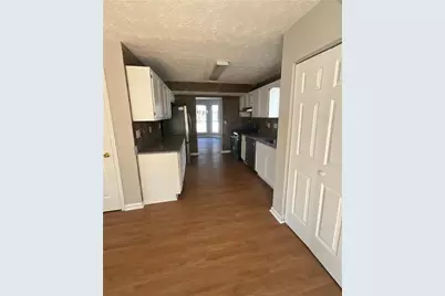 5310 Lakebrooke Run, Stone Mountain, GA 30087 - Photo 3