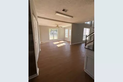 5310 Lakebrooke Run, Stone Mountain, GA 30087 - Photo 7
