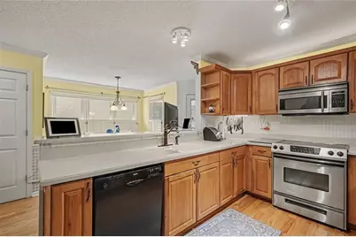 2625 Wyndham Place Drive NW, Lawrenceville, GA 30044 - Photo 9