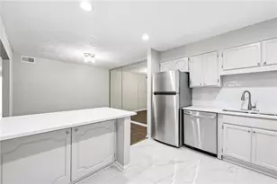 701 Parkaire Crossing, Marietta, GA 30068 - Photo 11