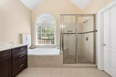4742 W Lakeshore Drive, Acworth, GA 30101 - Photo 35